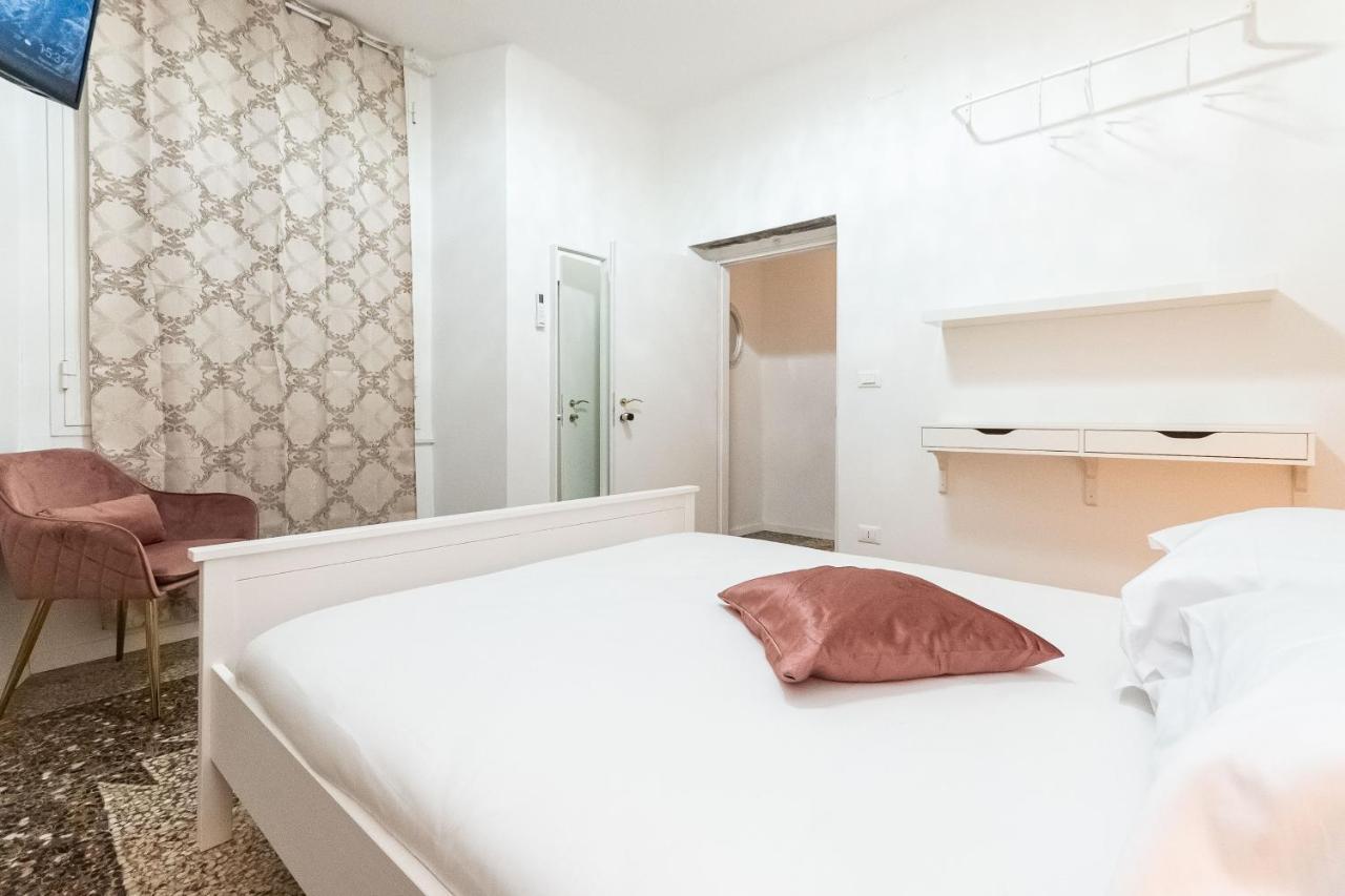 Cattedrale Di San Lorenzo Rooms Genua Zewnętrze zdjęcie
